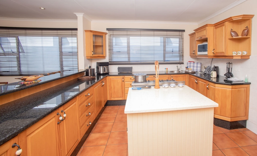 4 Bedroom Property for Sale in Selborne Eastern Cape